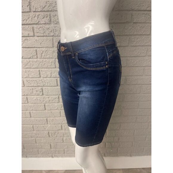 Fashion Nova Women Dark Wash Shorts Size 5 NWT - Picture 3 of 8